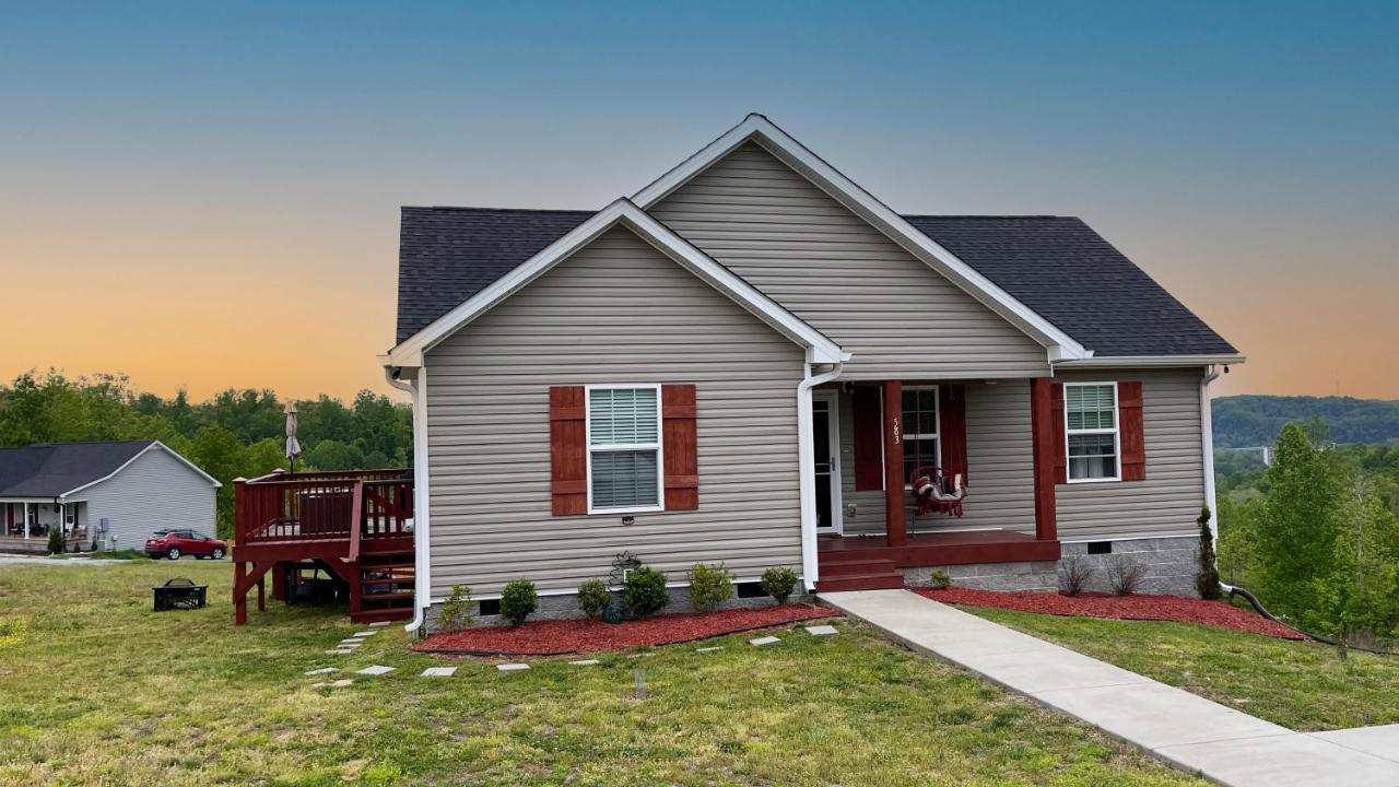 Great Guest With Private Entry & Deck! Only 25 Mins To Nashville! Pets Welcome With Pet Fee Homestay Ashland City